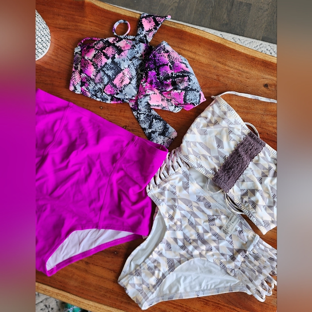 2 sets of high waisted bikinis